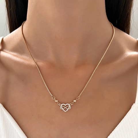Hart Hanger Ketting Voor Vrouwen Legering Strass Vlinder Kwastje Oneindigheidssymbool Elegante Mode Sieraden