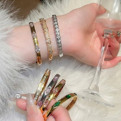 Bracciale Rigido Cuore E Marquise Zircone Rame Placcato Oro Gioielli Di Moda Per Donne