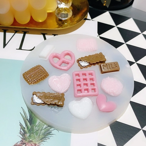 Mini Cookie Chocolate Heart Shape Silicone Mold For Fondant Decoration DIY Craft Baking Dessert Multi Cavity Flexible