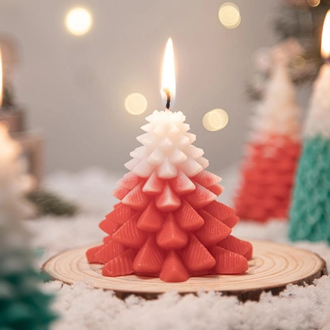 Christmas Tree Scented Candle Handmade Natural Soy Paraffin Wax Smokeless Gradient Holiday Party Home Decor Gift