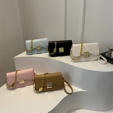 Women Shoulder Bag PU Leather Scalloped Flap Golden Bear Buckle Chain Strap Crossbody Fashion Underarm Messenger Purse