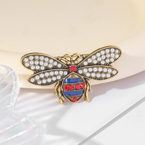 Vintage Bee Brooch Zinc Alloy Artificial Pearl Rhinestone Pin For Women Suit Coat Decoration Retro Insect Jewelry Accessories