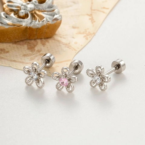 Pendientes De Cartílago Flor Margarita Acero De Titanio Cobre Circonita Perforación Con Tornillo Joyería Unisex Estilo Ins