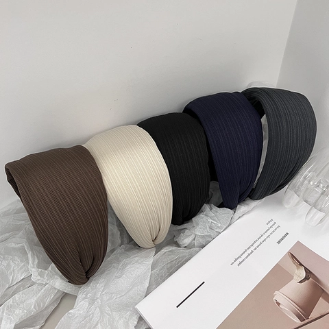 Wide Brim Headband Pleated Ribbed Fabric Non-Slip Teeth Korean Style Elegant Vintage Hair Accessory For Women