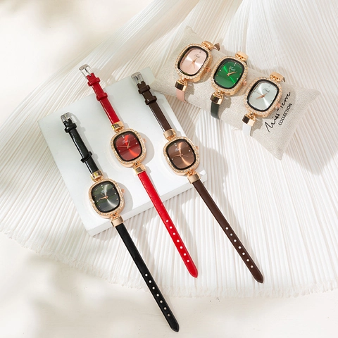 Elegant Women Fashion Quartz Watch Oval Rhinestone Bezel Thin Faux Leather Strap Minimalist Ladies Wristwatch Jewelry Gift