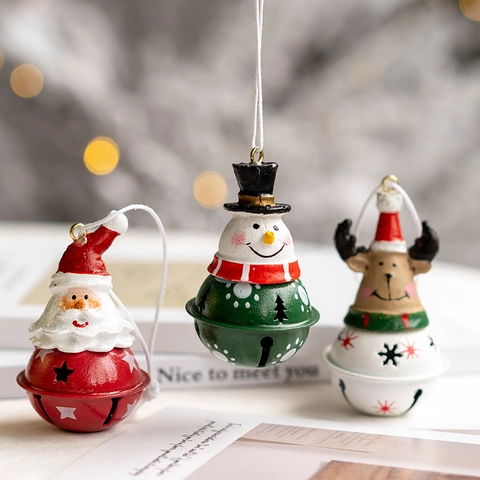 Set di Ornamenti a Campana Appesi per Albero di Natale in Metallo e Resina Babbo Natale Pupazzo di Neve Renna Decorazione Festiva