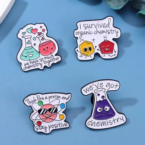 Broche De Esmalte Química Pin Laboratorio Científico Vaso Átomo Insignia Para Chaquetas Sombreros Mochilas Joyería Aleación