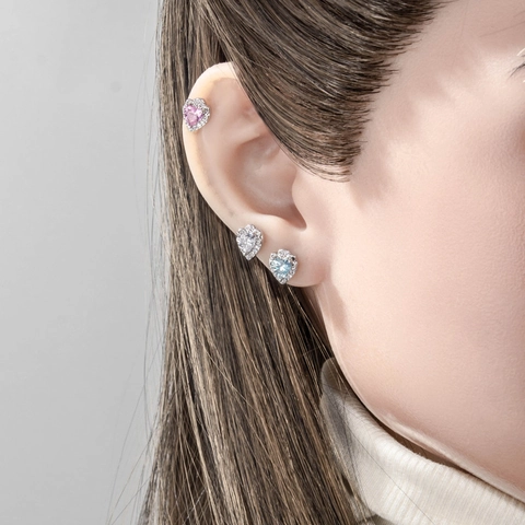 Orecchino Cartilagine Cuore Rame Zirconia Cubica Micro Intarsiato Design Vintage Chiusura A Vite Gioielli Piercing