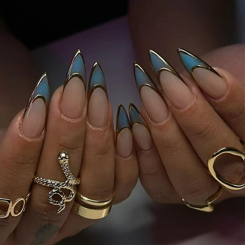 Französisch Stil Stiletto Press On Nägel Lange Mandel Full Cover Nude Rosa Hellblau Mit Goldrand ABS Falsche Nagelspitzen