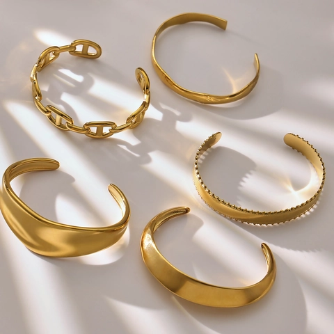 Brazalete Abierto De Acero Inoxidable Pulido Minimalista Chapado En Oro De 18K Joyería De Moda Geométrica Para Mujer