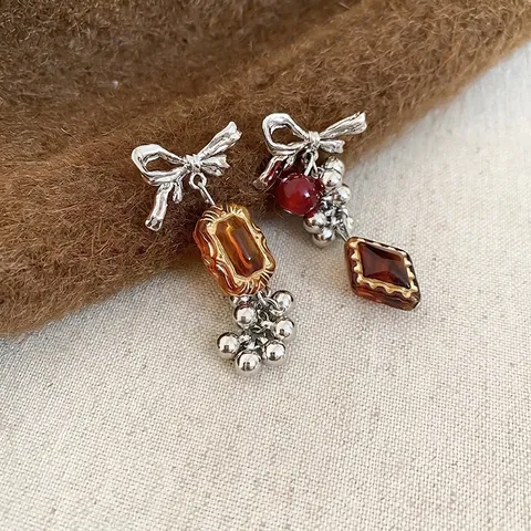 Asymmetrische Schleifen Ohrhänger Mit Harzperlen Und 925 Sterling Silver Earring Post Vintage Design Für Damen