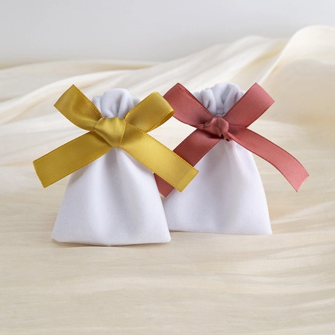 White Velvet Jewelry Drawstring Pouch Bag With Satin Ribbon Bow For Gift Packaging Wedding Favors Soft Storage