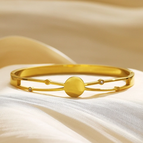 Bracciale Rigido da Donna di Lusso in Acciaio al Titanio Placcato Oro 18K Traforato Con Zirconia Strass Gioielli alla Moda