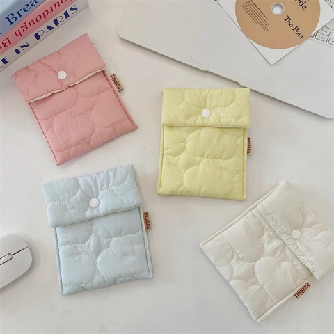 Quilted Sanitary Napkin Storage Bag Polyester Portable Cloud Pattern Snap Closure Menstrual Period Pouch Travel Organizer