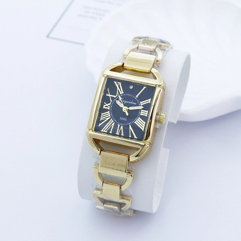 Women's Quartz Watch Square Roman Numeral Dial Alloy Bracelet Retro Elegant Fashion Wristwatch Luxury Timepiece