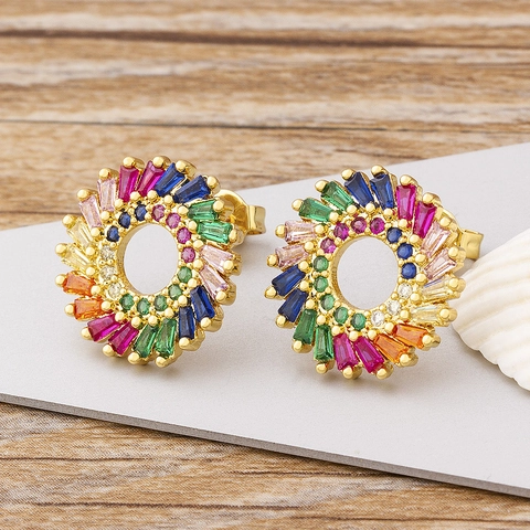 Orecchini a Bottone in Rame Placcato Oro 18K con Zirconia a Forma di Girasole Multicolore Arcobaleno Tondi Gioielli da Banchetto Donna