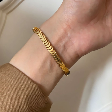 Minimalist 18K Gold Plated Stainless Steel Fish Scale Texture Bracelet For Women Elegant Geometric Link Chain Jewelry Gift