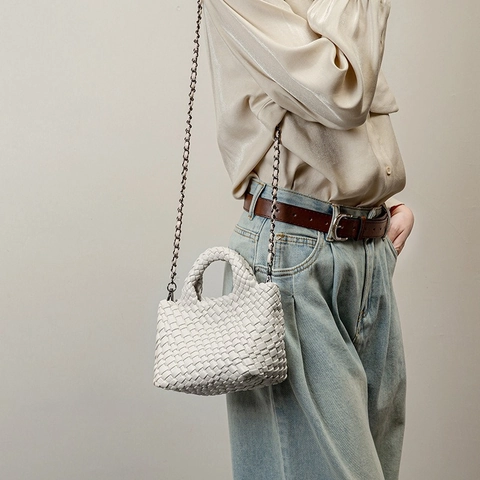 Gewebte Handtasche Mit Kleinem Beutel PU Leder Umhängetasche Mit Kette Mini Eimer Tasche Mode Für Frauen