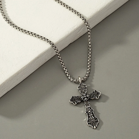 Collier Pendentif Croix Rétro Alliage Argent Antique Motif Gravé Chaîne De Boîte Style Hip Hop Vintage Bijoux Pour Hommes