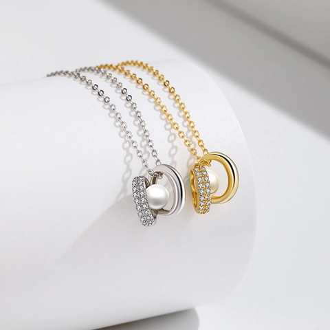 Collana Pendente Perla Acqua Dolce Argento Sterling 925 Doppio Anello Intrecciato Micro Pavé Zirconia Gioielli Donna