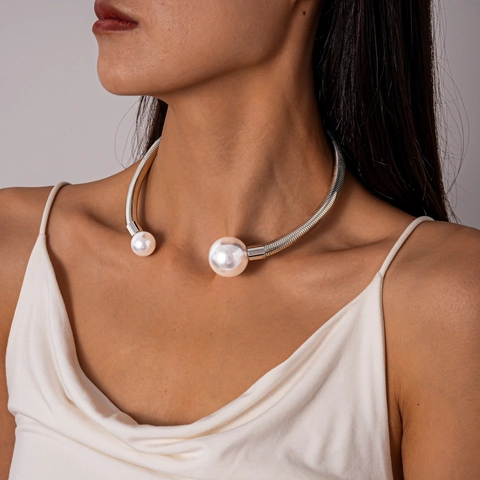 Geometric Open Torque Choker Necklace Metal Alloy And Faux Artificial Pearl Minimalist Bold Statement Jewelry For Women