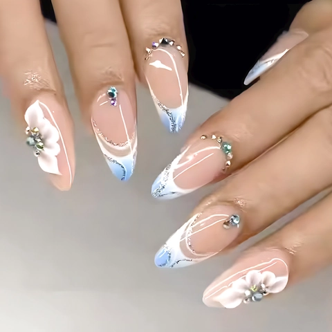 Französische Press On Nägel Mandelform Blau Verlauf Mit 3D Weißer Blume Strass Glitzer Nude Rosa Künstliche Nägel