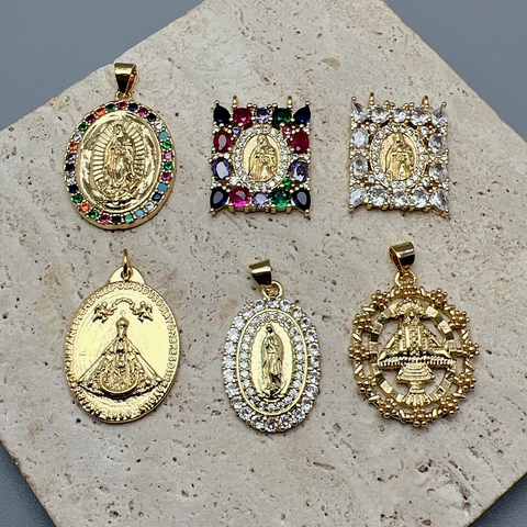 Pendente Vergine Maria Guadalupe Rame Placcato Oro 18K Rilievo Ciondolo Religioso Con Zircone Colorato Per Gioielli