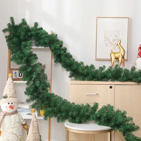 Christmas Flocked Garland And Wreath Artificial PVC Pine Needle With Snow For Fireplace Stairs Door Decoration Festive
