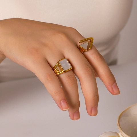 Geometrische Ringe Edelstahl 18K Vergoldet Natürliche Weiße Muschel Inlay Retro Minimalistisch Fingerschmuck Für Damen