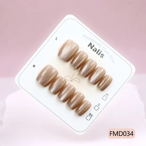 Handgefertigte Cat Eye Press On Nägel Glänzend Nude Champagner Quadratisch Elegant Maniküre