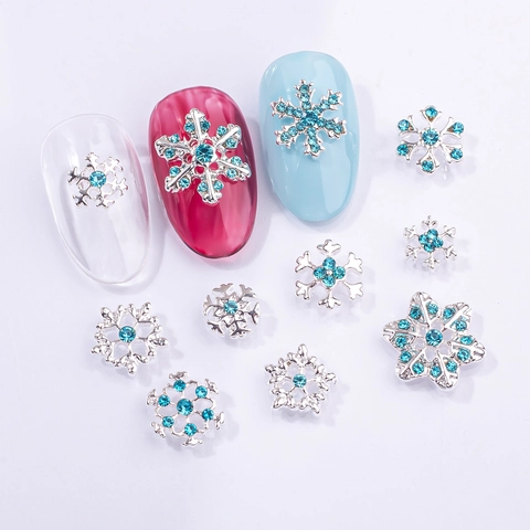 Breloques Pour Ongles Flocon De Neige Alliage Strass 3D Hiver Noël Décorations De Manucure Étincelant Bleu Clair Argent