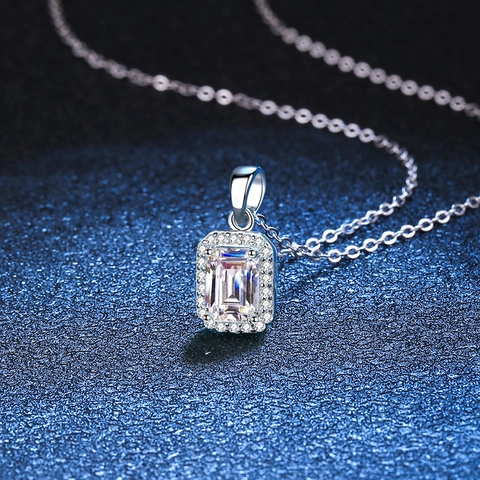Luxury Moissanite Pendant Necklace 925 Sterling Silver Emerald Radiant Cut D Color Moissanite Necklace For Women Jewelry Gift