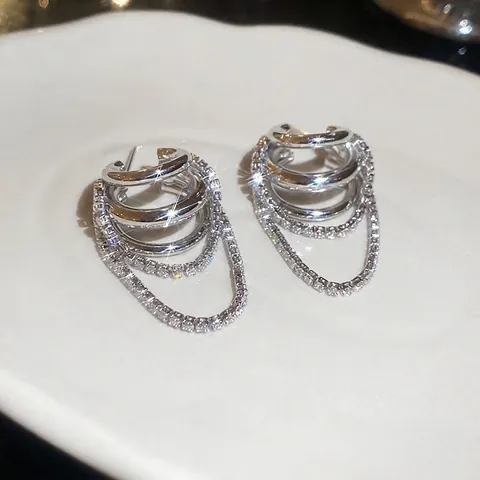 Orecchini A Lobo Con Nappine A Catena Multistrato Con Perno In Argento Sterling 925 Rame Zircone Accessori Donna Chic