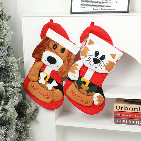 Cute Cartoon Pet Dog Cat Christmas Stockings Plush Felt Hanging Gift Candy Bags Holiday Party Fireplace Decor