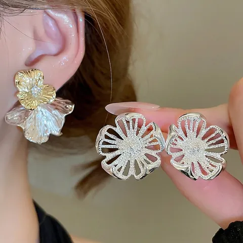 Holle Bloem Knopoorbellen Met 925 Sterling Zilveren Oorpijn Tweekleurig Koper Zirkoon Sieraden Voor Dames Elegant