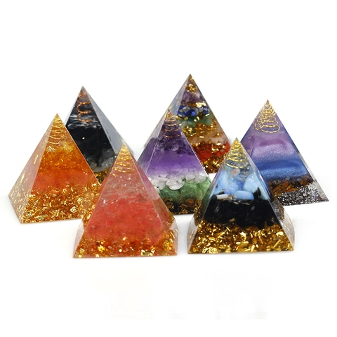 Orgonit Energie Pyramide Natürlicher Kristall Harz Heilung Chakra Dekoration Mit Kupferspule Für Meditation Home Dekor