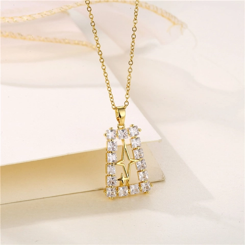 Collier Pendentif Étoile Carré Acier Inoxydable Avec Zircon Plaqué Or Chaîne Ras De Cou Géométrique Pour Femmes