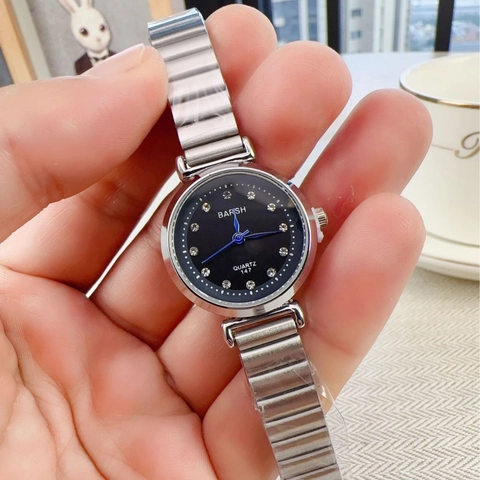Elegante Orologio al Quarzo da Donna con Cinturino in Metallo Argentato Quadrante Rotondo Strass Orologio da Polso Analogico Casual