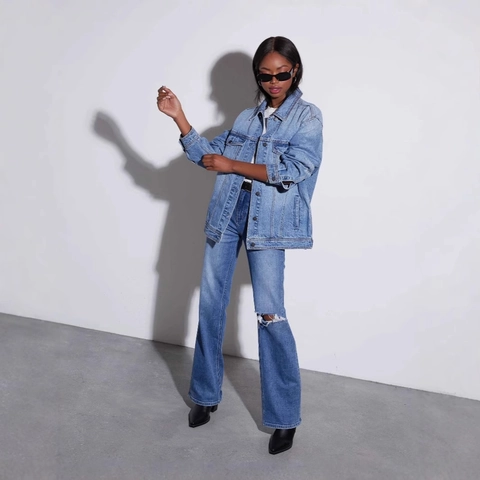 Women Oversized Denim Jacket Washed Cotton Blend Loose Fit Button Down Lapel Long Sleeve Pockets Retro Streetwear