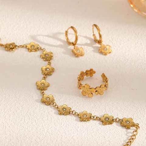 Edelstahl Blume Halskette Und Ohrringe Und Ring Und Armband Mit Strass Vergoldet Elegante Mode Schmuck Für Frauen