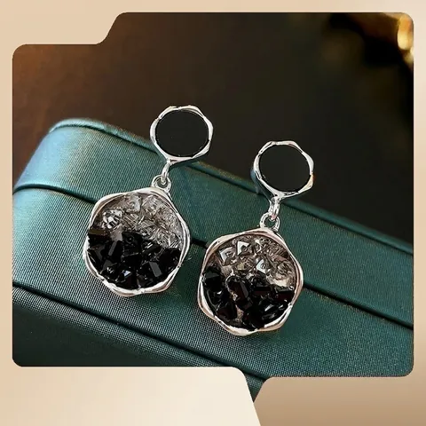Boucles D'oreilles Cristal Irrégulières Avec Tige En Argent Sterling 925 Style Géométrique Sombre Doux Frais Accessoire
