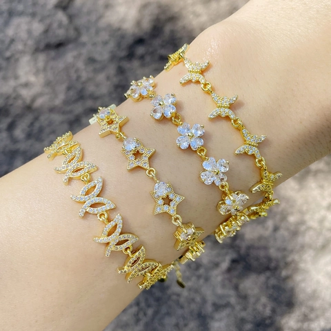 Bracciale In Rame Moda Placcato Oro 18K Zirconia Fiori Farfalla Stella Design Regolabile Per Donne Ragazze Regalo