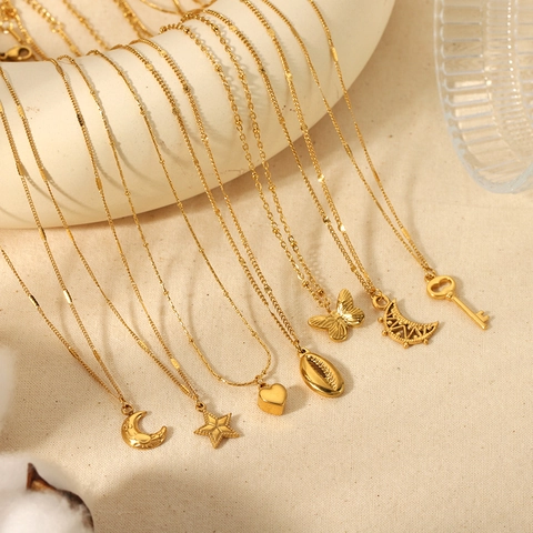 Collana Con Ciondolo Placcata Oro 18K Acciaio Inossidabile Cuore Stella Luna Farfalla Conchiglia Chiave Gioielli Donne