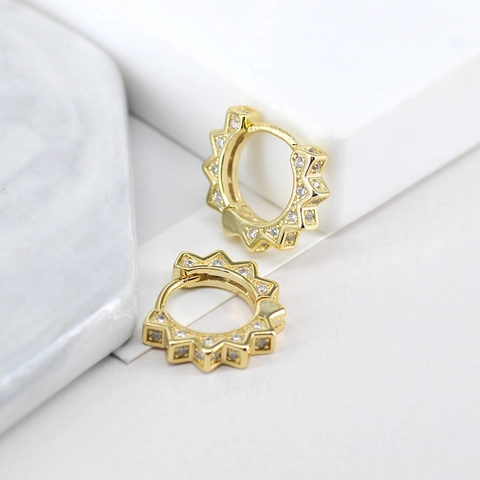Orecchini a Cerchio Ingranaggio con Perno in Argento Sterling 925 e Zirconia Intarsiata Donna Hip Hop Streetwear Gioielli in Rame