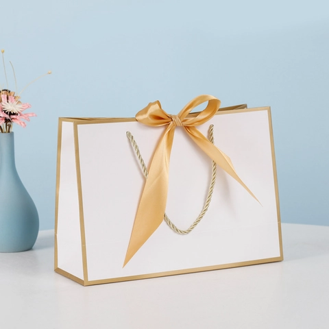 Paper Gift Bags With Ribbon Bow Handles Colorful Elegant Packaging For Jewelry Clothing Wedding Party Shopping