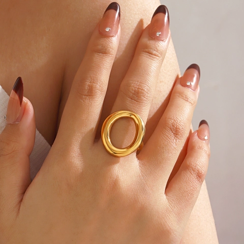 Anello Geometrico Ovale Cavo Acciaio Inossidabile Placcato Oro 18K Gioielli Di Dichiarazione Minimalisti Per Donne