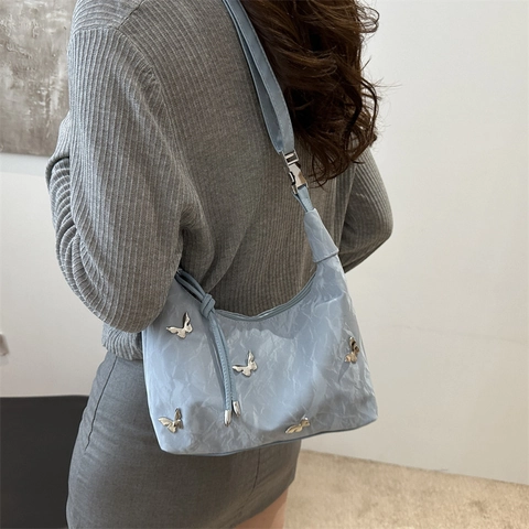 Damen Falten PU Leder Hobo Tasche Metall Schmetterling Dekoration Verstellbarer Riemen Trendy Y2K Schulter Umhängetasche