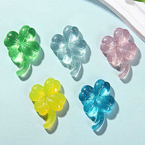 Ciondoli Quadrifoglio Resina Trasparente Glitter Parti Di Gioielli Fai-Da-Te Per Portachiavi Collane Fermagli Per Capelli Colorati