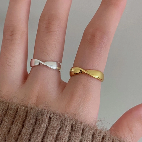 Minimalist Twist Mobius Ring 925 Sterling Silver Adjustable Open Finger Jewelry For Women Elegant Stylish