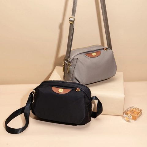 Bolso Bandolera Mujer Tela Oxford Impermeable Nylon Multi Bolsillos Bolso De Hombro Ribete Cuero Herrajes Dorados Ocio